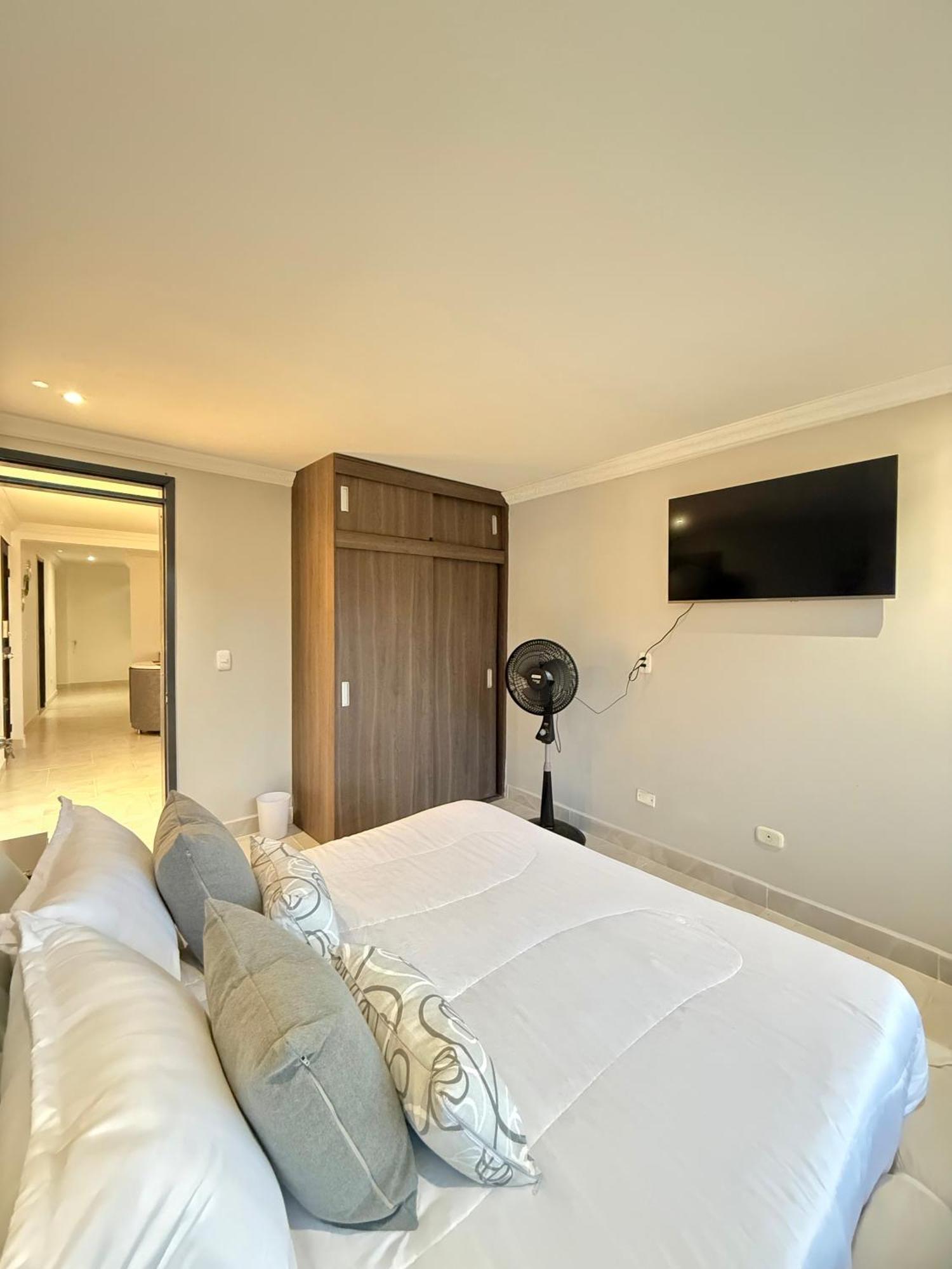 Appartamento Loft Host Partner Cerca Al Aeropuerto,Expofuturo Y Ukumari Pereira Esterno foto