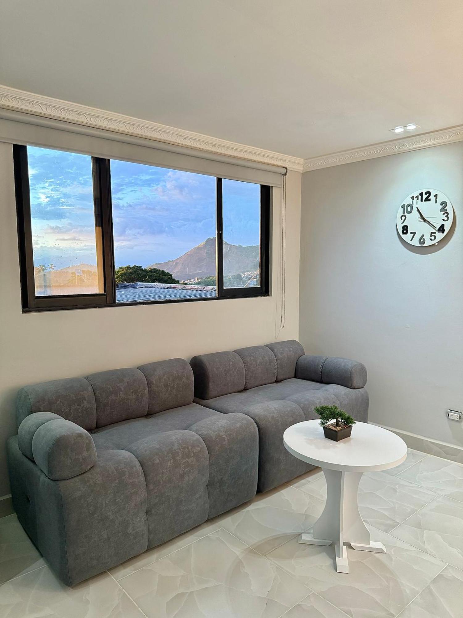 Appartamento Loft Host Partner Cerca Al Aeropuerto,Expofuturo Y Ukumari Pereira Esterno foto