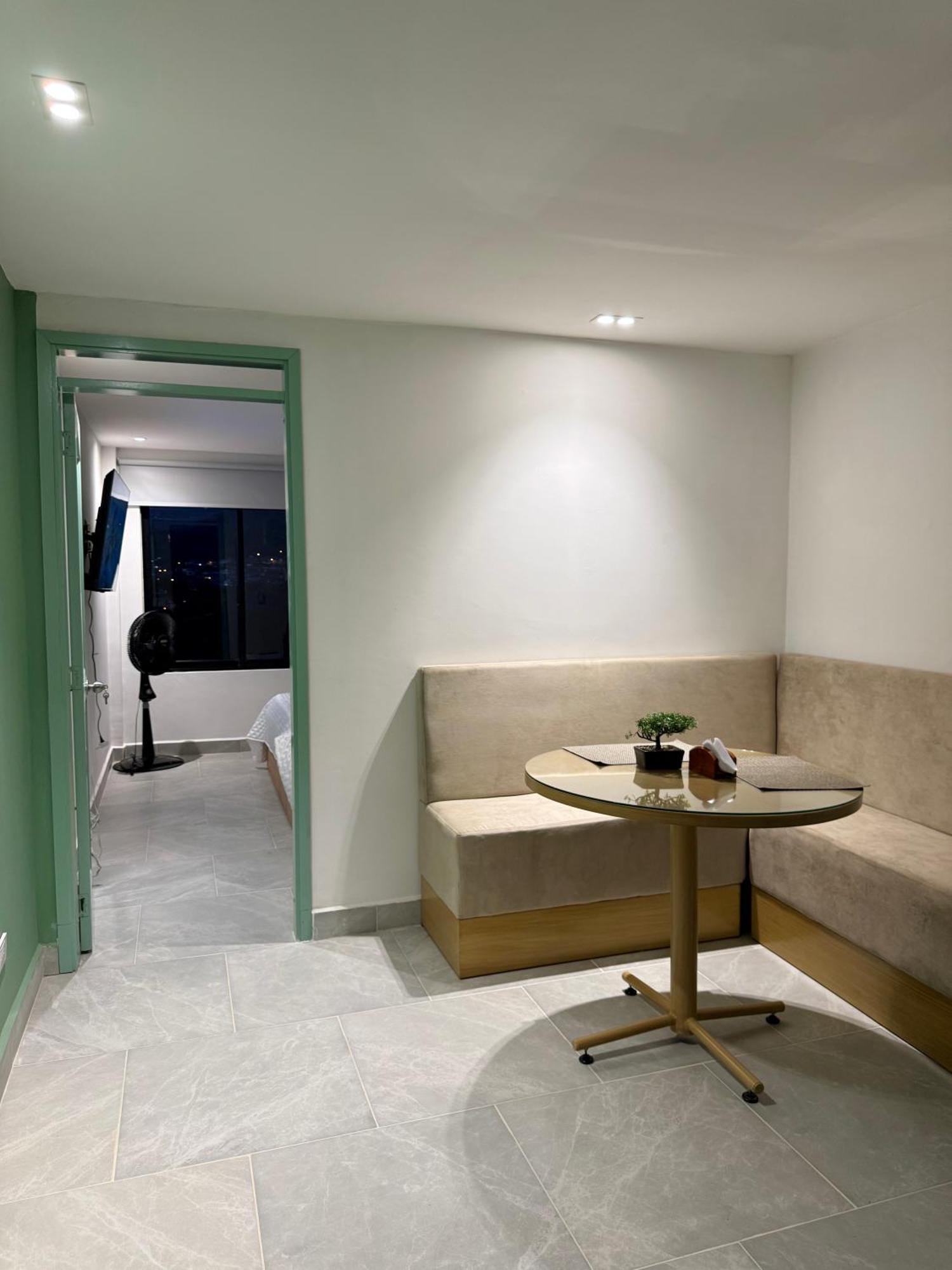 Appartamento Loft Host Partner Cerca Al Aeropuerto,Expofuturo Y Ukumari Pereira Esterno foto