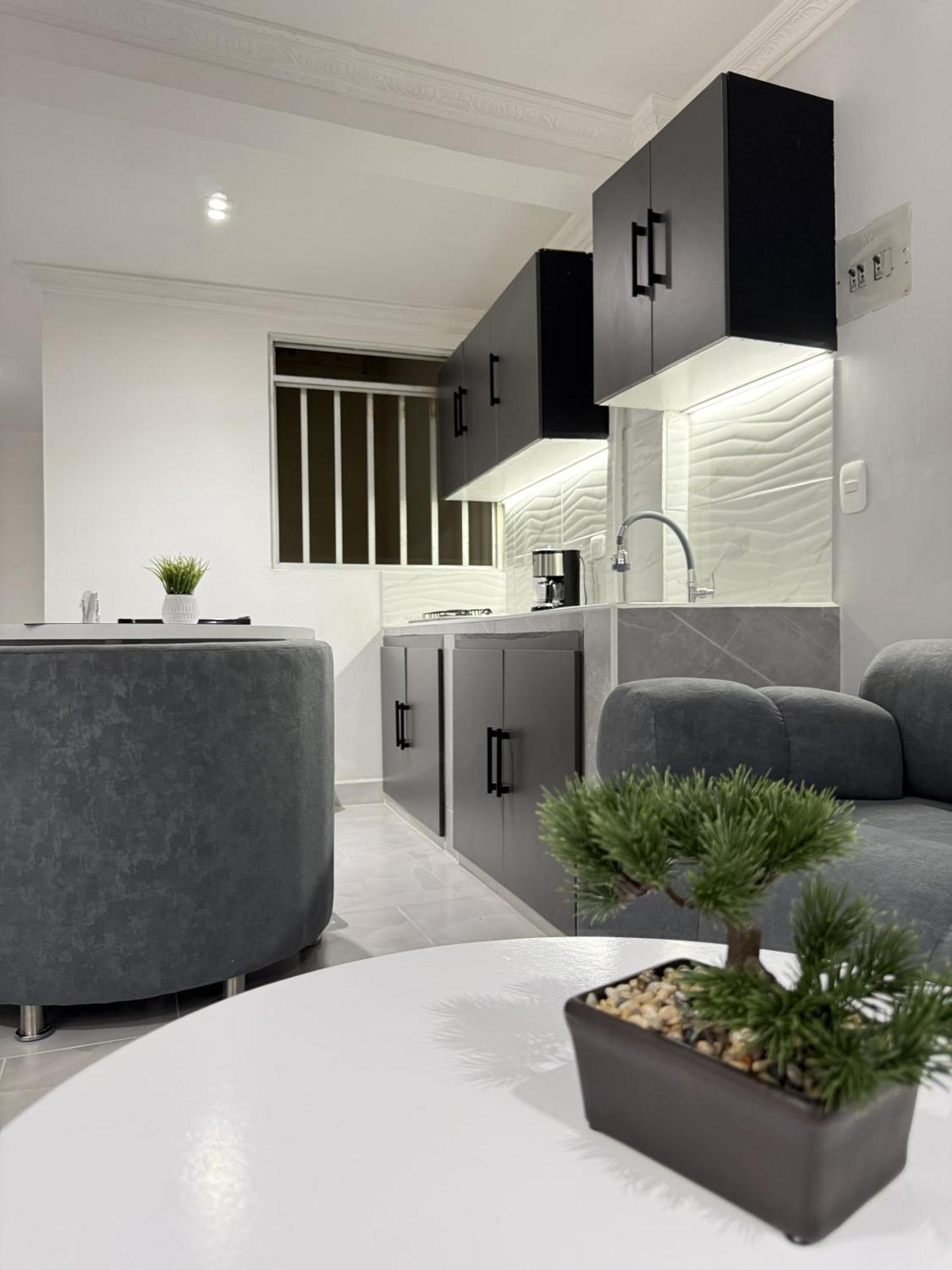 Appartamento Loft Host Partner Cerca Al Aeropuerto,Expofuturo Y Ukumari Pereira Esterno foto