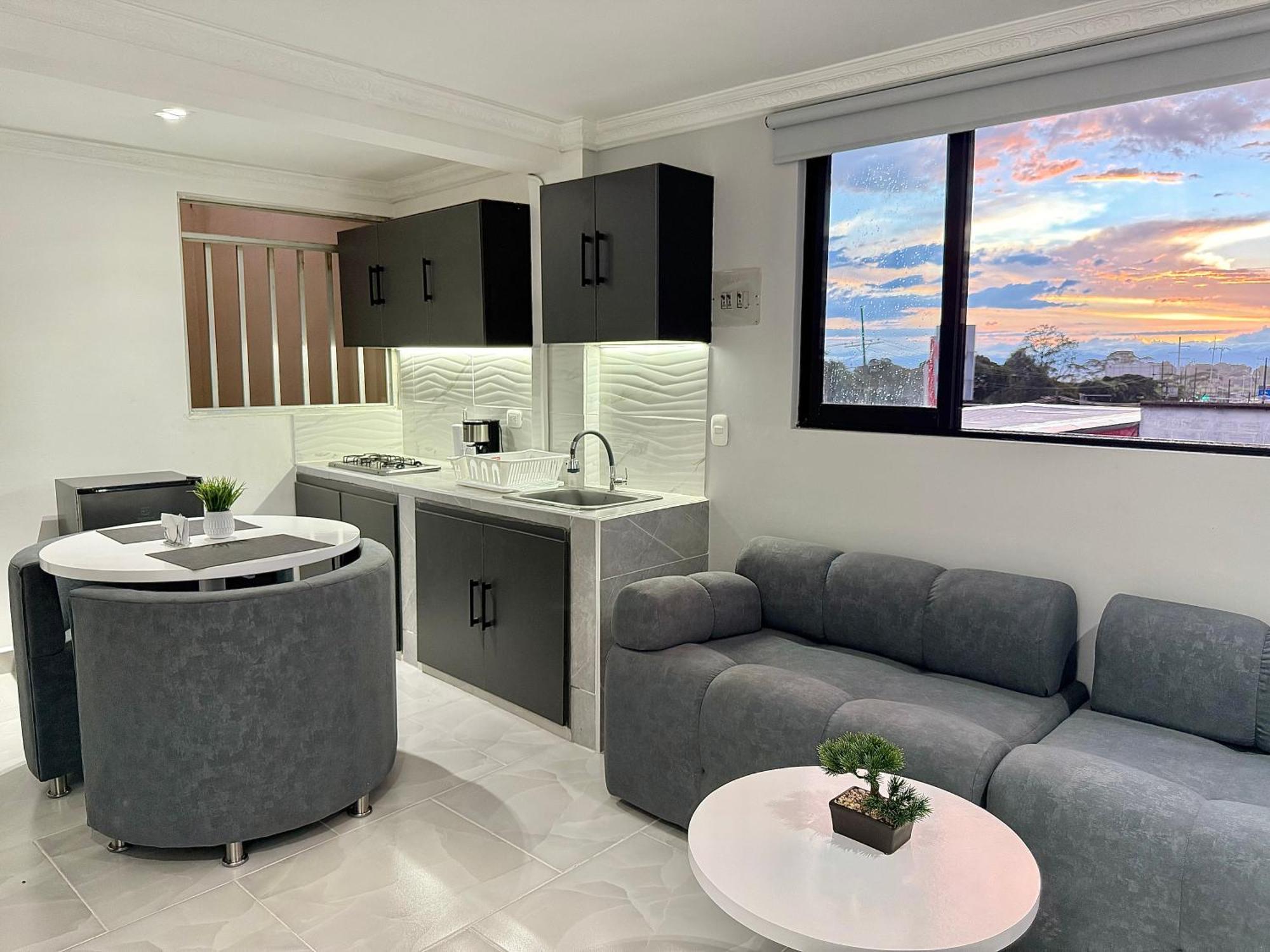 Appartamento Loft Host Partner Cerca Al Aeropuerto,Expofuturo Y Ukumari Pereira Esterno foto